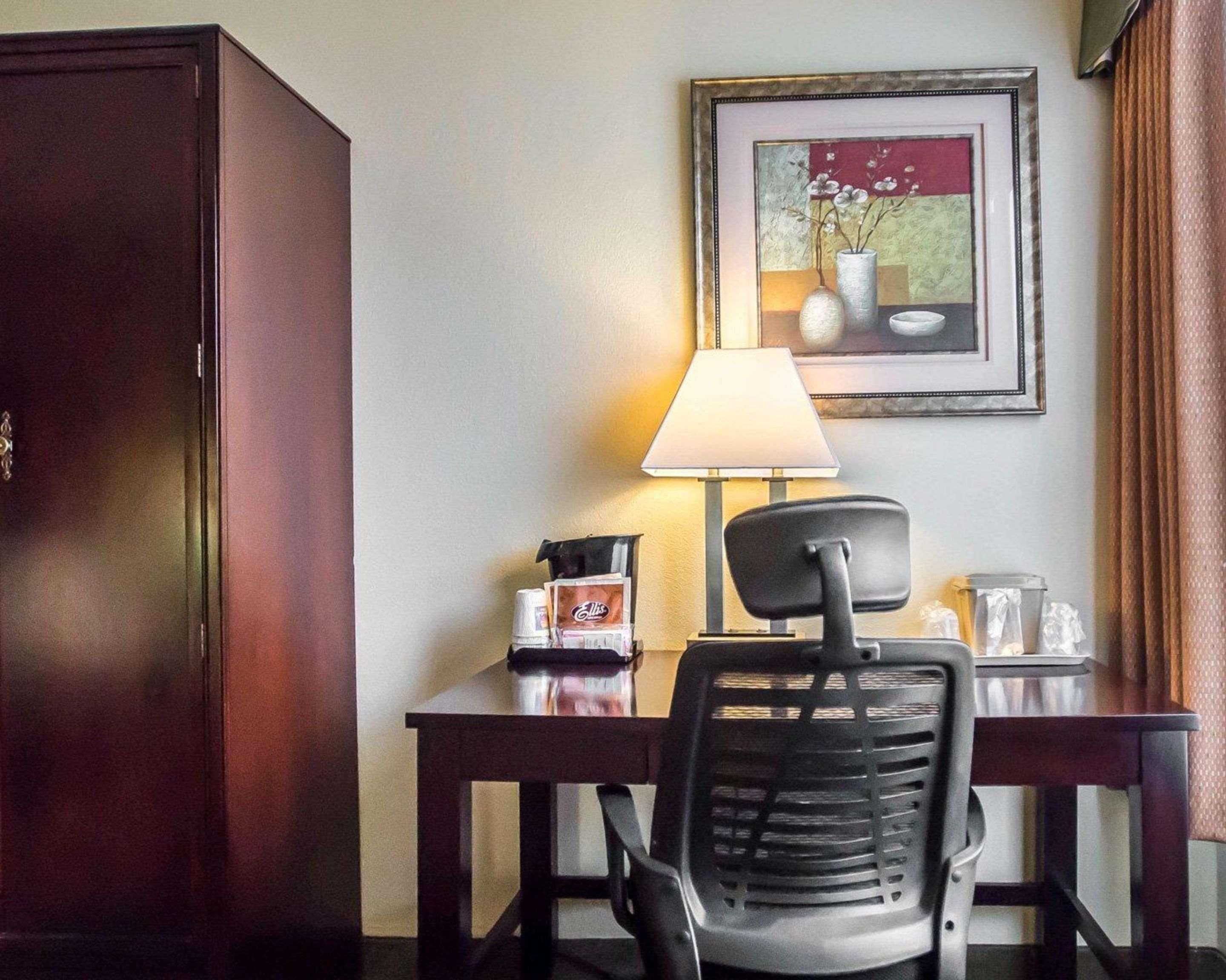 Quality Inn Mill Hall - Lamar Esterno foto