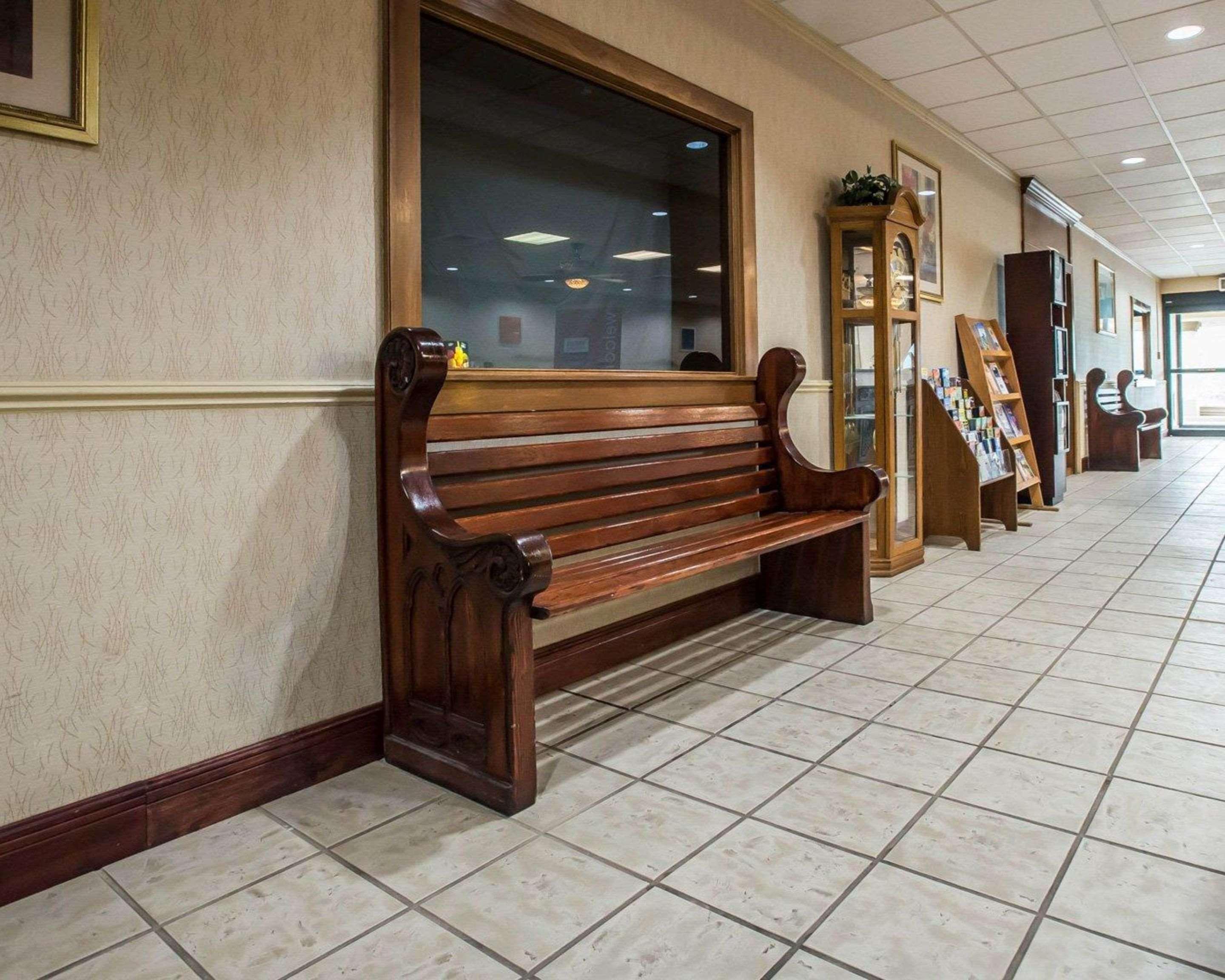 Quality Inn Mill Hall - Lamar Esterno foto